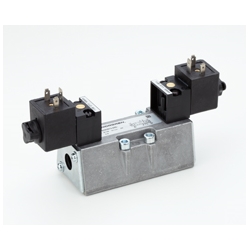 5/2-Wegeventil (Grundplattenventil) ISO STAR - Größe 2 - Betätigung Elektromagnet/Elektromagnet Norgren SXE0574-A60-00-19J Spannung: 220/240 V a.c., Produktphoto